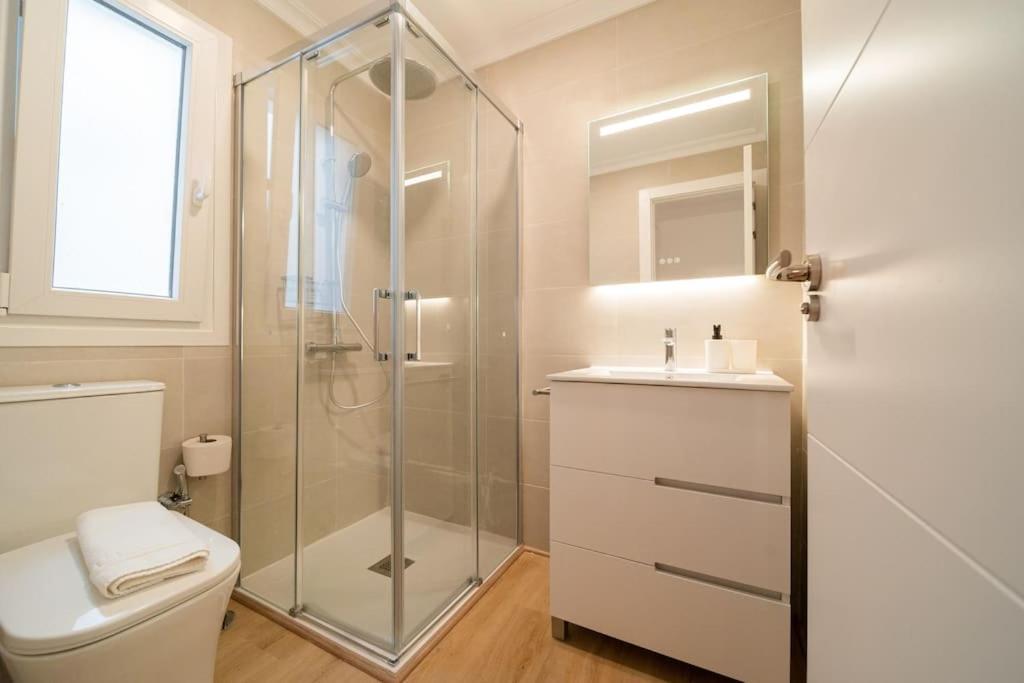 Esplendido Apartamento En El Centro Малага Екстериор снимка
