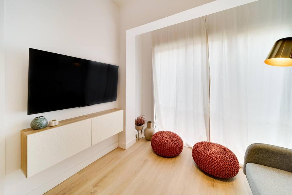 Esplendido Apartamento En El Centro Малага Екстериор снимка