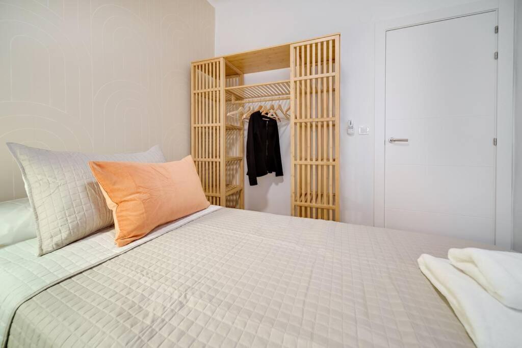Esplendido Apartamento En El Centro Малага Екстериор снимка